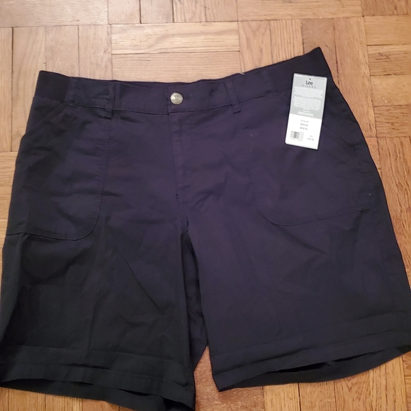 Lee Rider Black Biker Shorts for Women - Picture 2 of 3